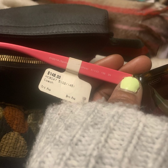 Coach sunglasses pink with leopard print… fun for the spring and summer! ;) - Picture 7 of 8